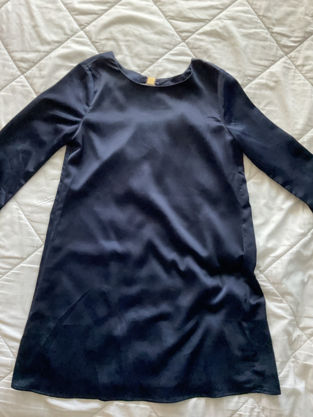 RW&CO. Navy Long-Sleeve Shift Dress. Size M.